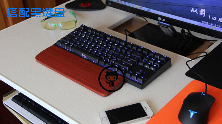 لوحة المفاتيح الميكانيكية Pada - مراجعة Wrist Rest Wood وسعره