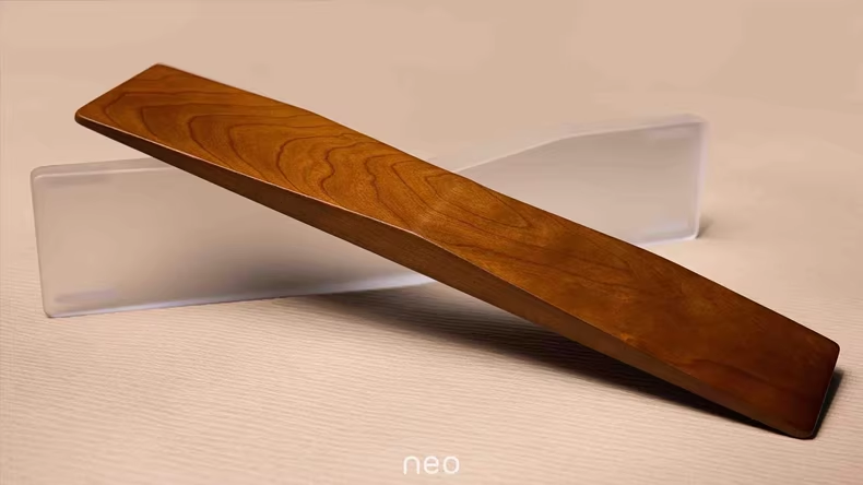مسند معصم من الأكريليك الخشبي  - مراجعة Wrist Rest Wood وسعره